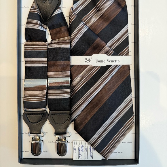 Silk Suspenders with Matching handkerchief and tie in striped pattern. - Picture 1 of 2